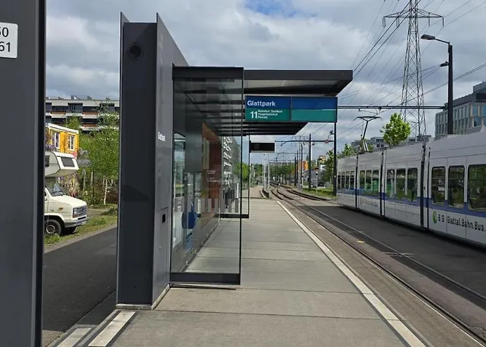 Bharanya Homes 홈스테이