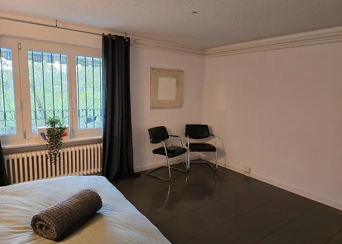 홈스테이 Bharanya Homes