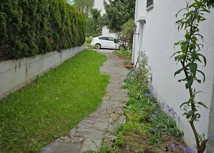 Bharanya Homes منزل للإقامة *