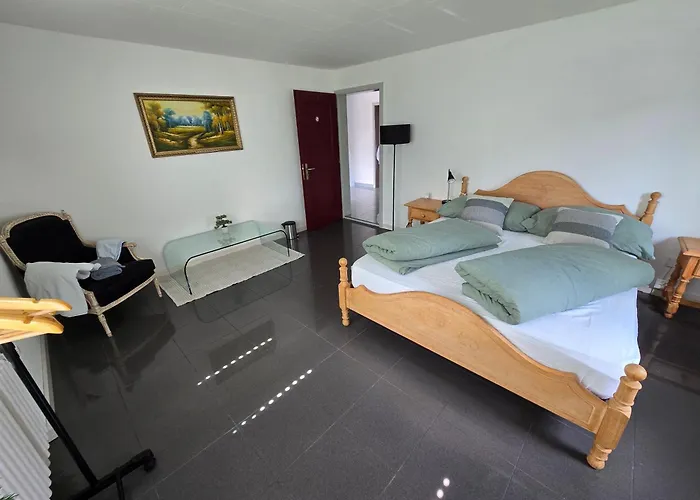 Bharanya Homes * Zürich